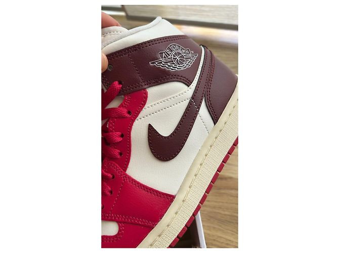 Nike Air Jordan 1 Mid Donna Bianco Rosso - vista 6