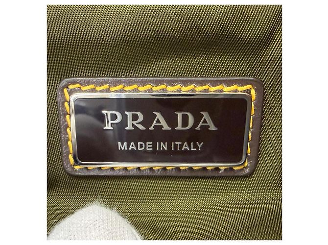 Borsa a tracolla Prada Re-Nylon in nylon e pelle scamosciata con logo triangolare Marrone Cachi - vista 11