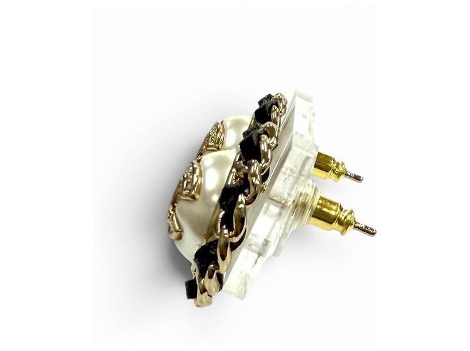 Orecchini Chanel B25 Coco Mark in pelle con bordi in cristallo e perle Nero Bianco - vista 3