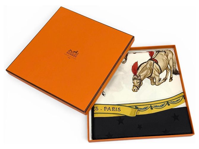 Hermès Sciarpa in seta Hermes Carre 90 En Piste Nero Bianco - vista 2