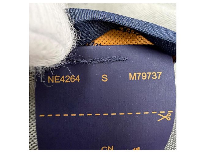 Stola Louis Vuitton in cotone grigio con frange Marrone - vista 9