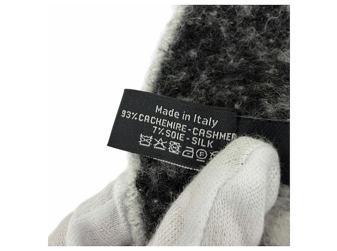Stola Chanel in misto cashmere e seta Nero Bianco - vista 9
