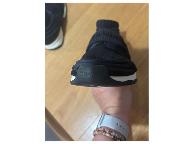 Chanel Sneakers in tessuto nero con velcro - vista 13