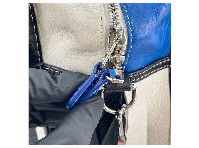 Borsa a mano 2-Way Fringe Balenciaga Bazaar Nero - vista 14