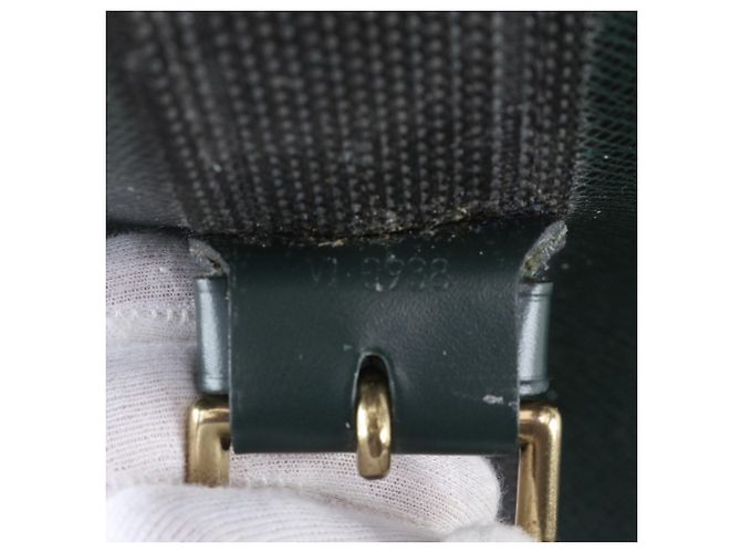 Louis Vuitton Taiga Satellite 53 Handtasche - Ansicht 13