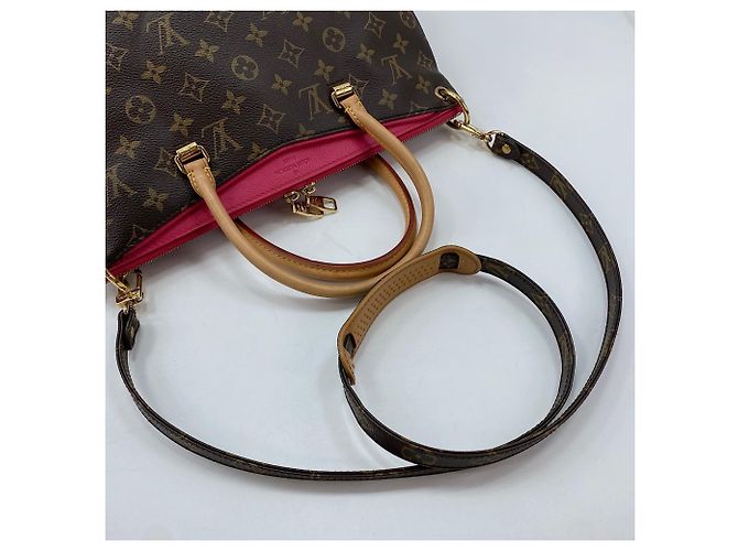 Borsa Pallas Louis Vuitton in marrone - vista 11