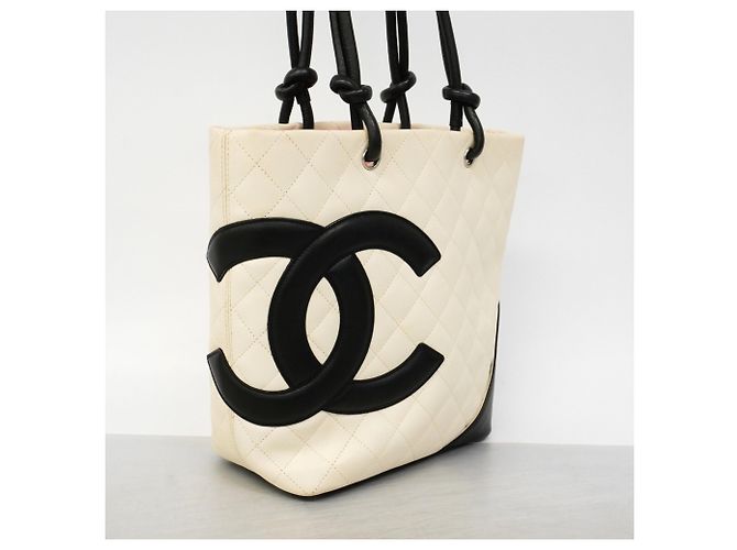Chanel Cambon Shopper aus Lammleder Schwarz Weiß - Ansicht 2