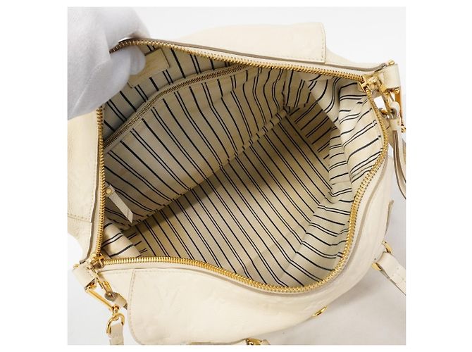 Borsa Louis Vuitton Monogram Empreinte Lumineuse PM Bianco - vista 4