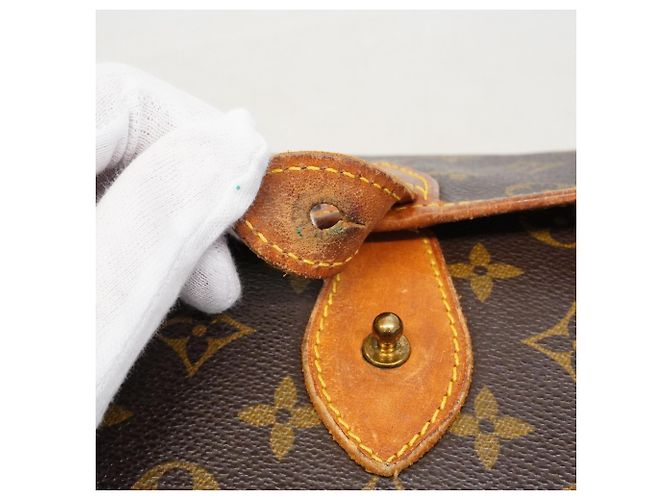 Borsa a spalla Louis Vuitton Monogram Gibeciere PM Marrone - vista 10