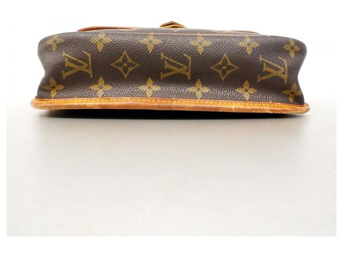 Borsa a spalla Louis Vuitton Monogram Gibeciere PM Marrone - vista 3