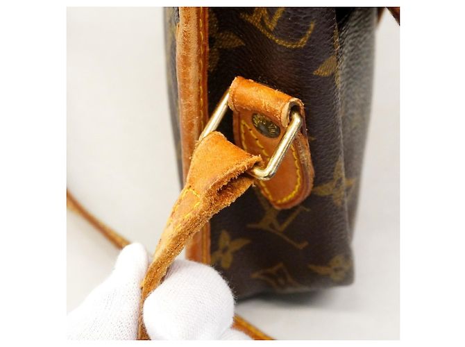 Borsa a spalla Louis Vuitton Monogram Gibeciere PM Marrone - vista 9