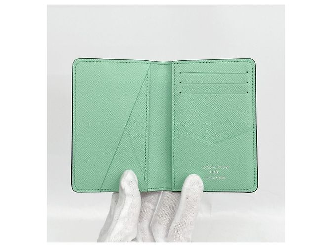 Organizer Louis Vuitton Green Card Case - view 3