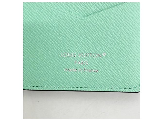Organizer Louis Vuitton Green Card Case - view 4