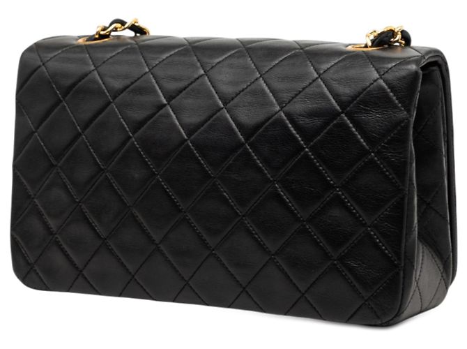 Chanel Black Medium Quilted Lambskin Full Flap Nero - vista 2