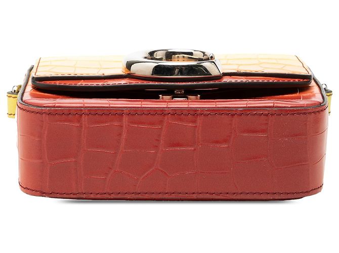 Bolsa Chloé Yellow Mini Ombre em couro com relevo de crocodilo e detalhe C Amarelo - vista 3
