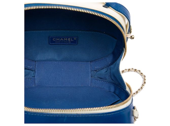 Vanity Beauty Case Chanel White Small CC Crumpled Calfskin Bianco Crudo - vista 4