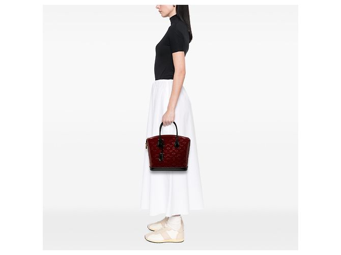 Louis Vuitton Red Monogram Vernis Lockit PM Rosso Bordò - vista 7