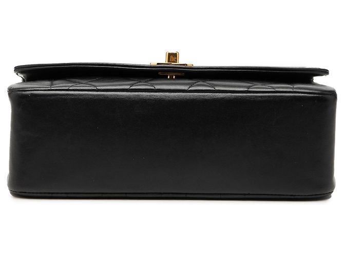 Chanel Black Small Lambskin Diana Flap Nero - vista 3