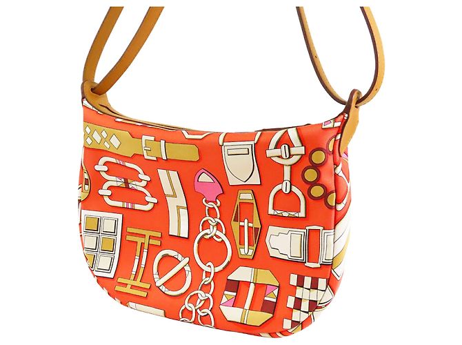 Pochette Sursoie To Go em seda laranja e couro Swift com fivelas Hermès - vista 2