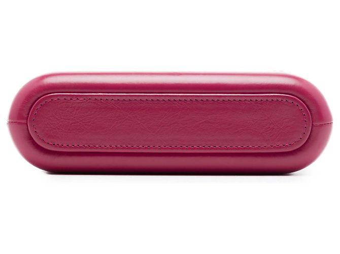 Pochette Gabrielle Chanel à matelassage en cuir de veau vieilli rose avec double fermeture éclair et chaîne - vue 3