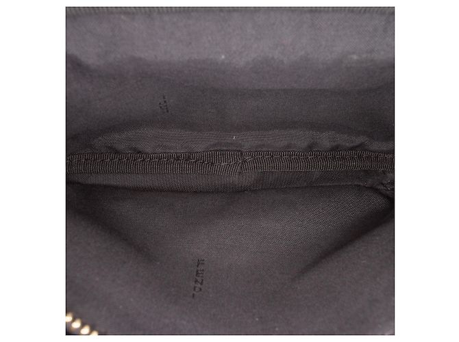 Borsa a tracolla Fendi Black Leather Easy 2 Baguette Nero - vista 5