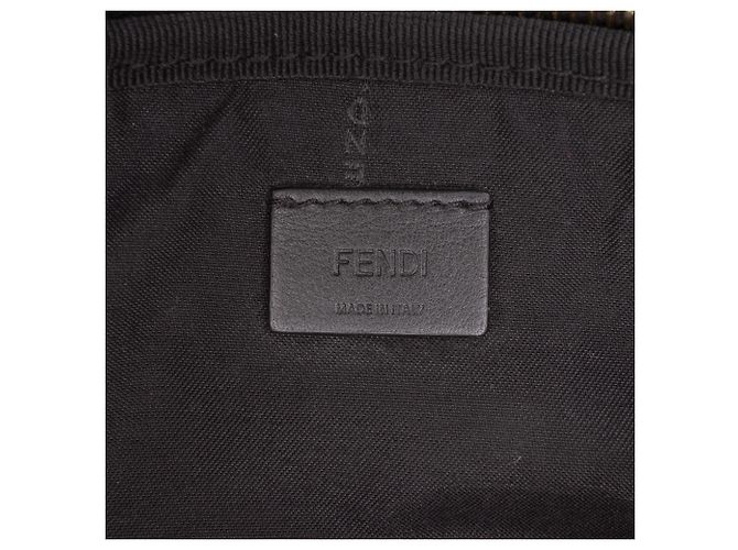 Borsa a tracolla Fendi Black Leather Easy 2 Baguette Nero - vista 6