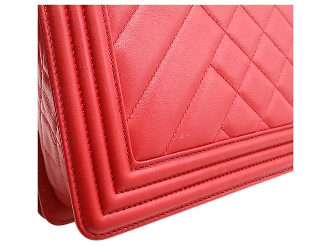 Chanel Boy Flap in agnello trapuntato Chevron e Diamante rosso Medium - vista 7