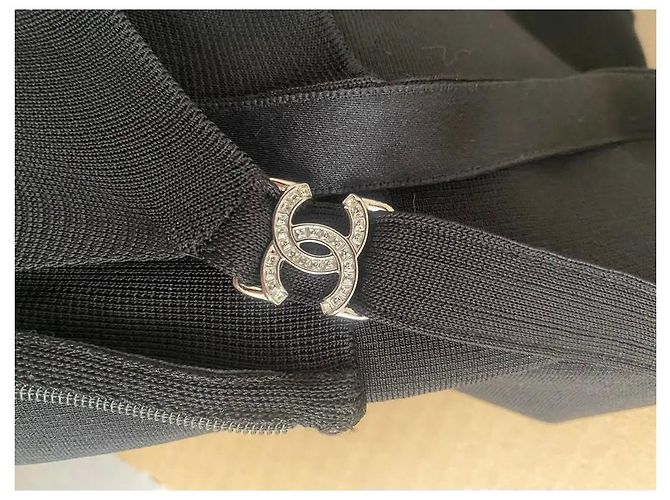 Chanel Schwarzes Viskose-Mix Camisole Kleid mit CC-Logo - Ansicht 5