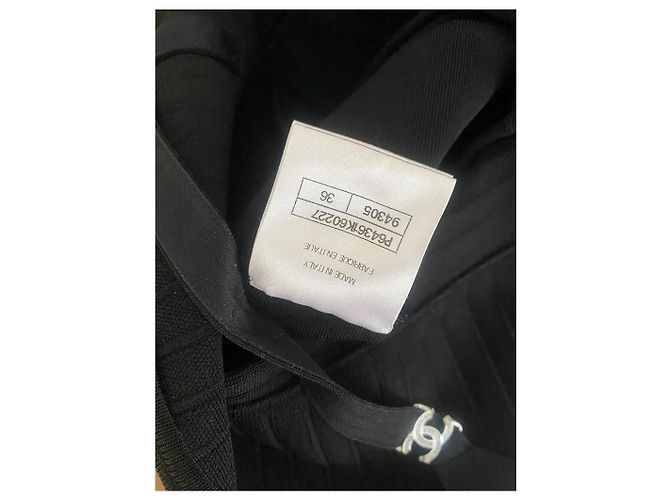 Chanel Schwarzes Viskose-Mix Camisole Kleid mit CC-Logo - Ansicht 7