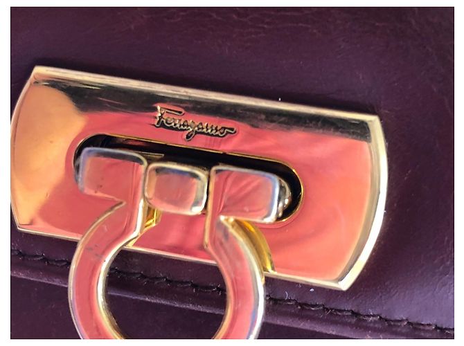 Cartera con cadena Gancini Salvatore Ferragamo Castaño - vista 6