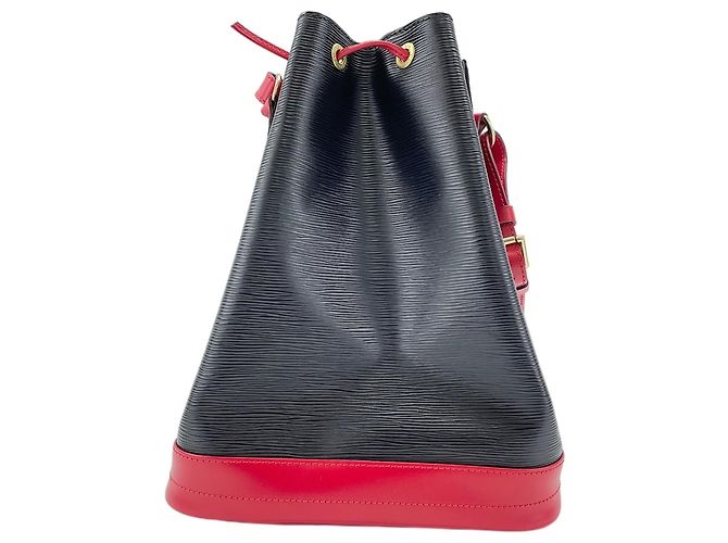 Borsa a tracolla Louis Vuitton Noe in nero - vista 3