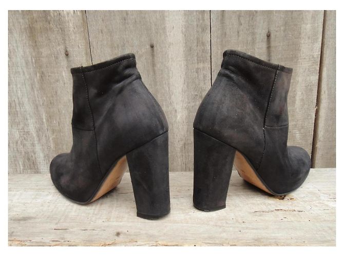 Apc A.P.C. Botines en ante negro mate - vista 7