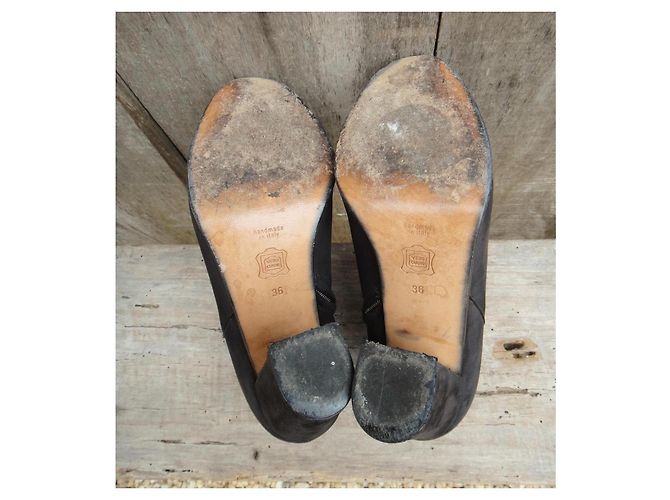 Apc A.P.C. Botines en ante negro mate - vista 8