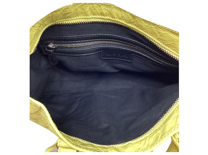 Borsa Balenciaga Le City Small in pelle di agnello gialla - vista 9