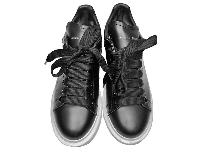 Sneakers Oversized Alexander McQueen in pelle di vitello nera Nero - vista 5