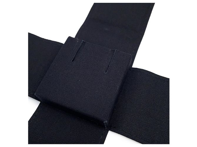 Chanel Coco Mark Metall-Herzstecker-Ohrringe Weiß - Ansicht 8