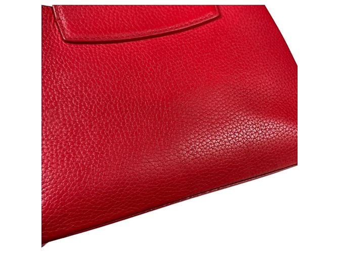 Borsa a tracolla Louis Vuitton Capucines BB in pelle Taurillon Rosso - vista 10