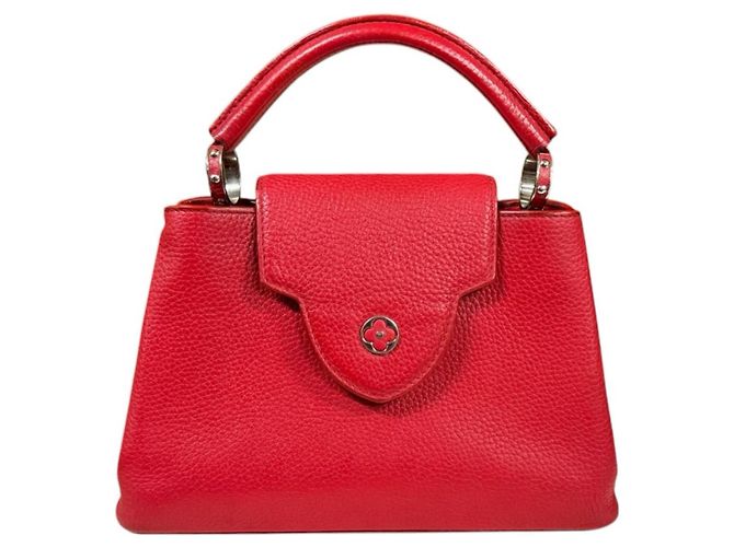Borsa a tracolla Louis Vuitton Capucines BB in pelle Taurillon Rosso - vista 16