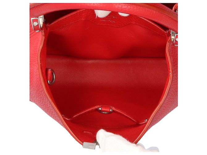 Borsa a tracolla Louis Vuitton Capucines BB in pelle Taurillon Rosso - vista 6