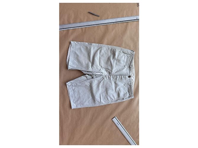 S . visvim . chino cut offs . beige cream . 0112105008013 . realizzato in Giappone - vista 2