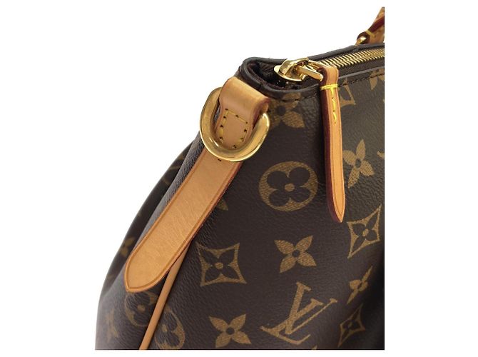 Bolsa Louis Vuitton Monogram Turenne MM Marrom - vista 4