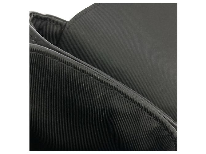 Borsa a tracolla Louis Vuitton Taurillon Monogram S-Lock Nero - vista 10