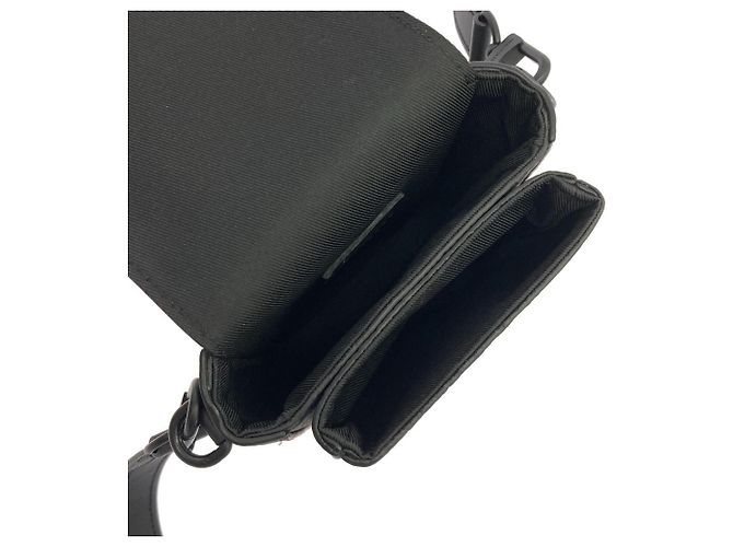 Borsa a tracolla Louis Vuitton Taurillon Monogram S-Lock Nero - vista 8