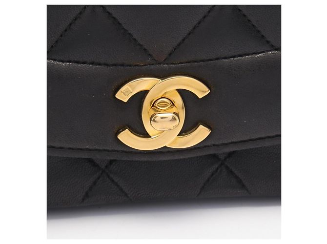 Borsa a Spalla Chanel Matelassé Diana Flap Nero - vista 9