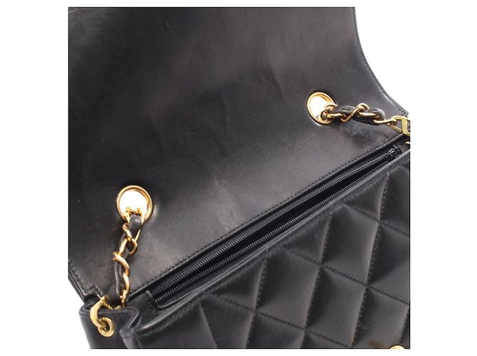 Borsa Chanel Matelassé Diana Flap Nero - vista 7