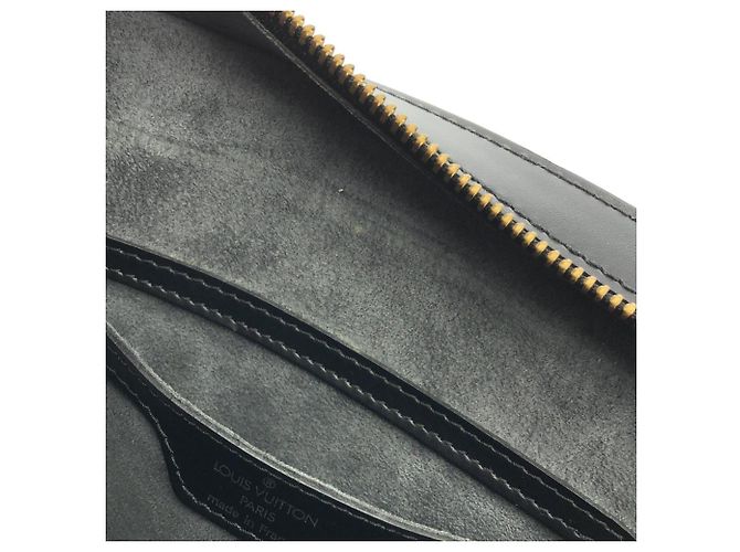 Borsa Louis Vuitton Epi Saint Jacques Nero - vista 9