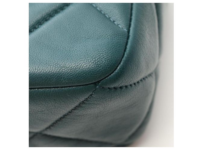 Borsa a tracolla Chanel Matelassé verde - vista 9