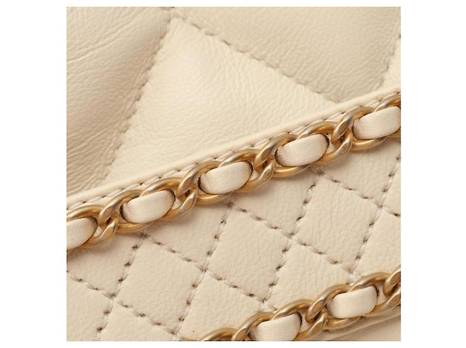 Borsa a secchiello Chanel Matelassé con coulisse Bianco - vista 9