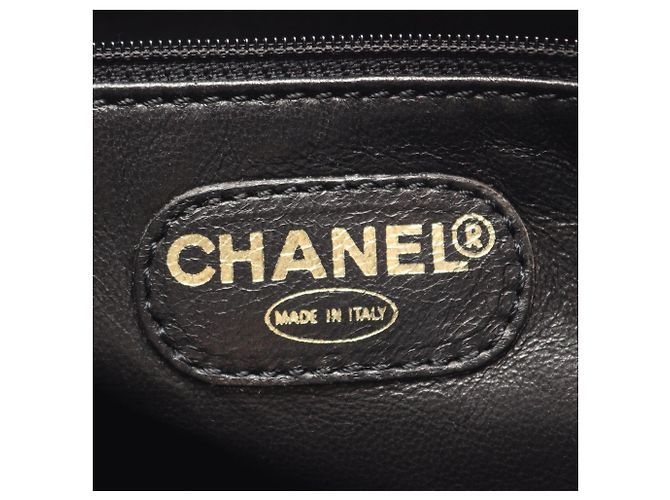 Borsa Tote Chanel in pelle di vitello martellata nera Nero - vista 4