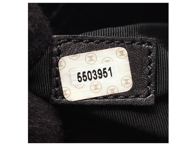 Borsa Tote Chanel in pelle di vitello martellata nera Nero - vista 5